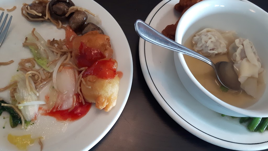 Royal Garden Restaurant | 5280 Anderson Way, Vernon, BC V1T 9V2, Canada | Phone: (250) 545-7866