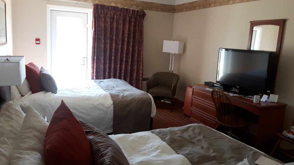 Coastal Inn Halifax | 98 Chain Lake Dr, Halifax, NS B3S 1A2, Canada | Phone: (902) 450-3020