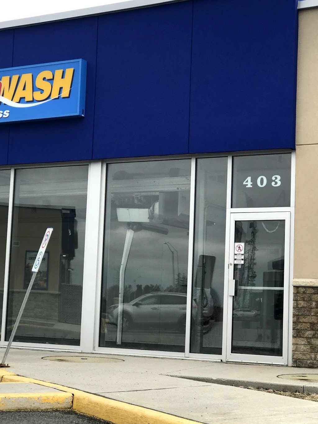 Ultramar Carwash | 403 March Rd, Kanata, ON K2K 0K1, Canada | Phone: (613) 592-8161