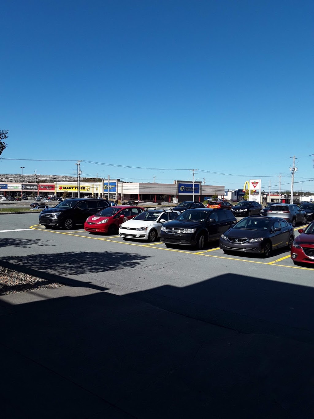 Canada Computers Halifax | 201 Chain Lake Dr, Halifax, NS B3S 1C8, Canada | Phone: (902) 417-0387