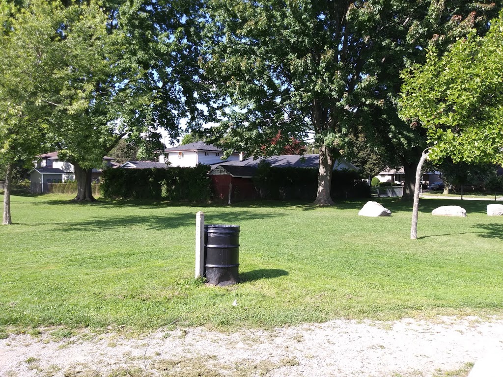 Brier Park | 65 Winding Way, Brantford, ON N3R 3S4, Canada