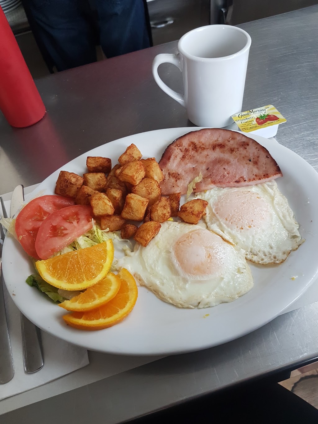 Casse-Croute-LAmi Du Passant | 667 Avenue de Grand-Mère, Grand-Mère, QC G9T 2H6, Canada | Phone: (819) 538-6319