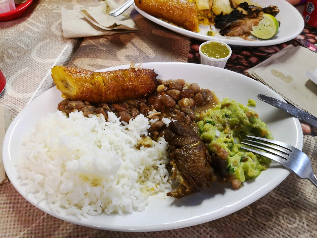 Sabor Latino 2 | 4387 Boul St-Laurent, Montréal, QC H2W 1Z8, Canada | Phone: (514) 848-1078