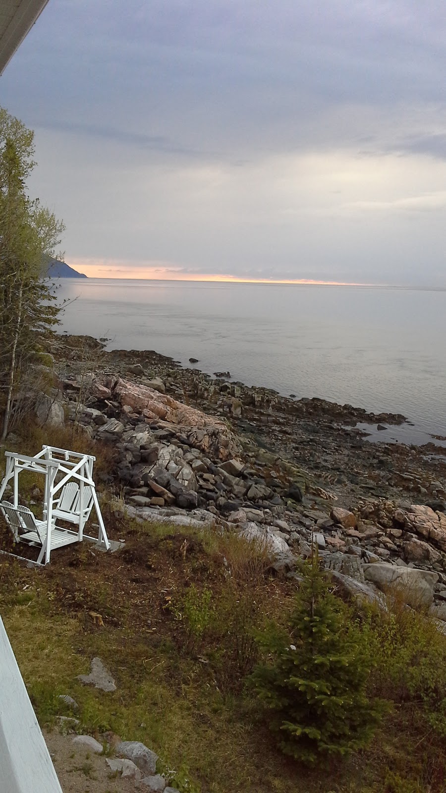 Chalet vent du Large | 118 Rue Gauthier, Saint-Siméon, QC H2H 2E4, Canada | Phone: (514) 507-4843