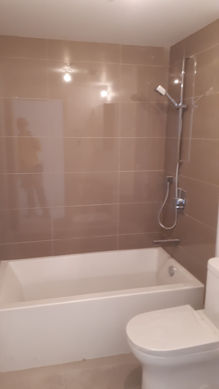 Céramique HautQuartier | 85 Rue Gilles-Bolvin, Boucherville, QC J4B 2L5, Canada | Phone: (438) 763-7847