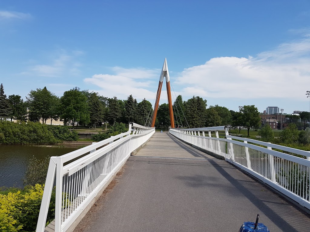 Parc Victoria | 160 Rue du Cardinal-Maurice-Roy, Québec, QC G1K 8B3, Canada | Phone: (418) 691-6073