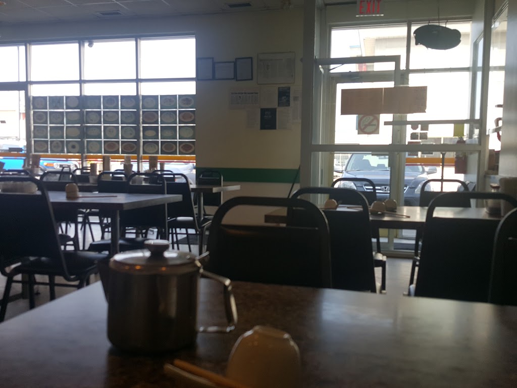 Fat Kee Noodle House | 3132 26 St NE, Calgary, AB T1Y 6Z1, Canada | Phone: (403) 250-8436