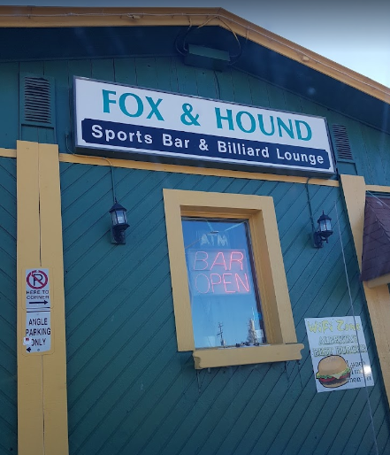 Fox & Hound and Mulligans Pizza | 5039 49 St, Innisfail, AB T4G 1M1, Canada | Phone: (403) 227-2333