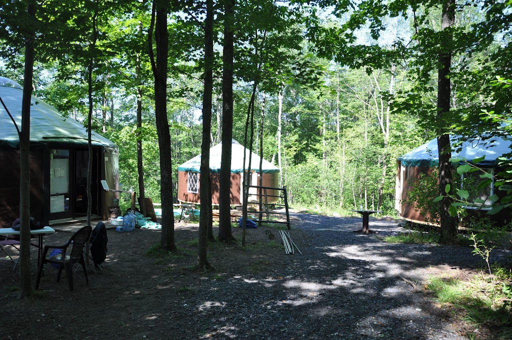 Quebec Lodge | 8205 Chem. du Lac, Hatley, QC J0B 4B0, Canada | Phone: (819) 574-7568