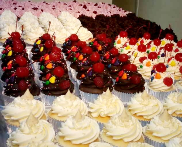 Confiseries Hansel Et Gretel (Les) | 518 Rue du S, Cowansville, QC J2K 2X8, Canada | Phone: (450) 263-3601
