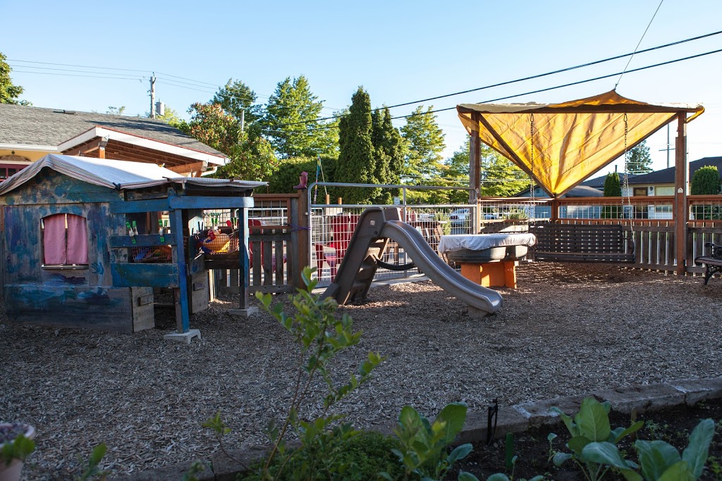 A Little Darling School | 912 W Illinois St, Bellingham, WA 98225, USA | Phone: (360) 676-5437