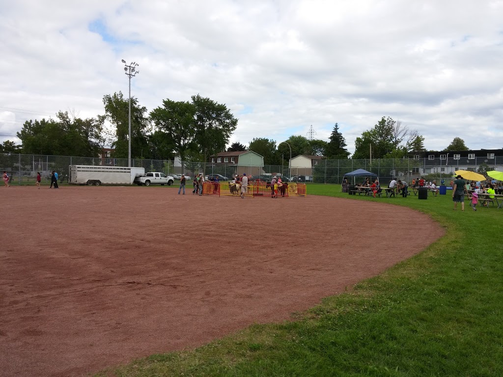 Parc Victorin | 966 Avenue Pothier, Brossard, QC J4W 2A2, Canada | Phone: (450) 923-6311