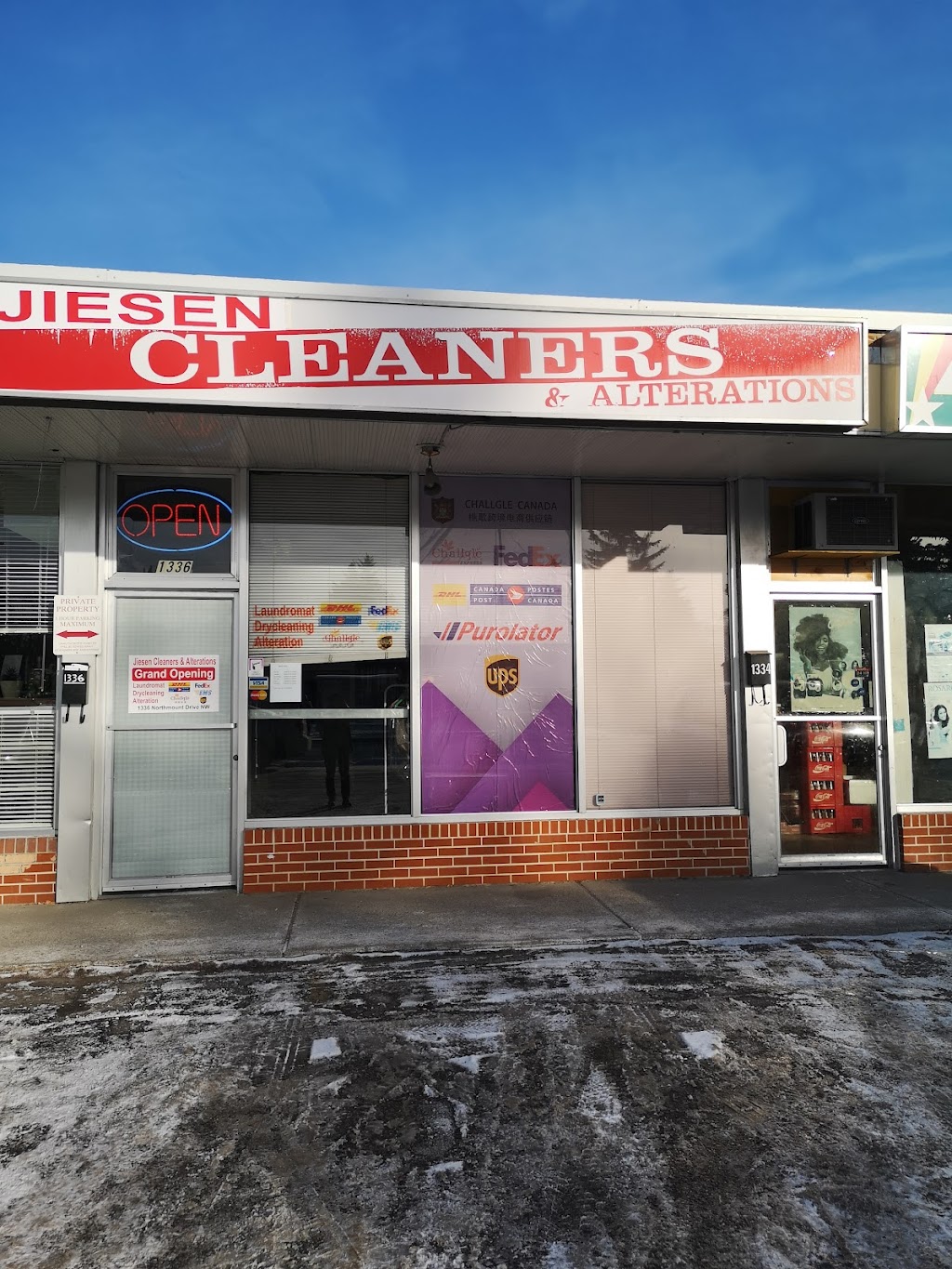 Jiesen cleaners and altorations | 1336 Northmount Dr NW, Calgary, AB T2L 0E6, Canada | Phone: (825) 365-2348