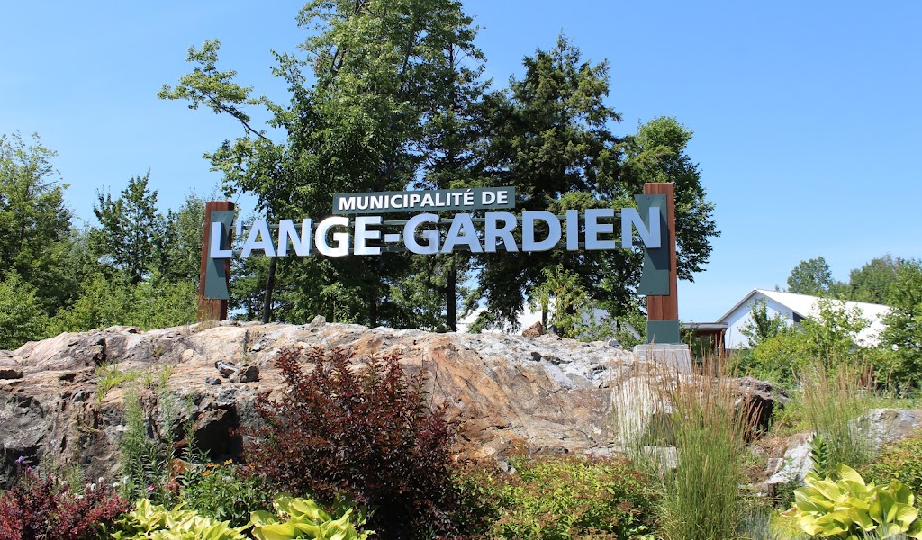 Municipalité de L’Ange-Gardien | point of interest | 1177 QC-315, LAnge-Gardien, QC J8L 0L4, Canada | 8199867470 OR +1 819-986-7470
