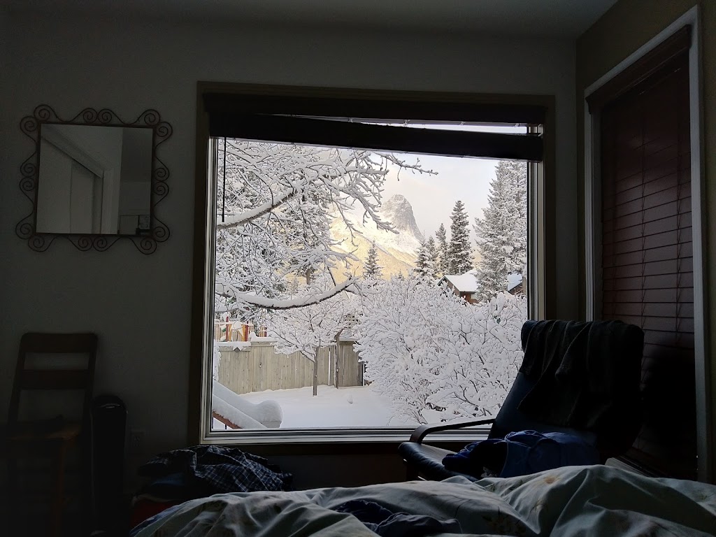 Alpen Suite Bed And Breakfast | 402 Canyon Close, Canmore, AB T1W 1H4, Canada | Phone: (403) 609-0937