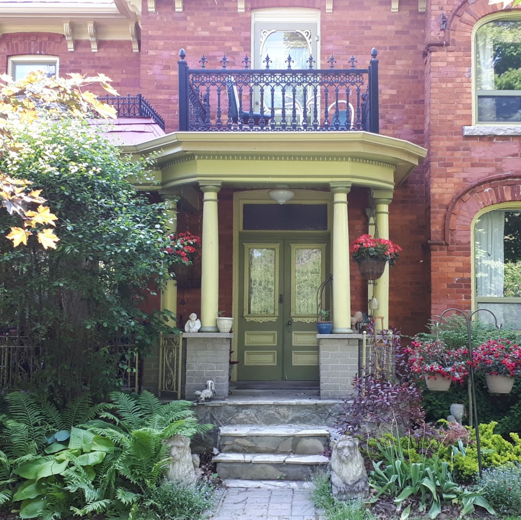 Lancome Antiques | 1413 Brock Rd, Dundas, ON L9H 5E4, Canada | Phone: (416) 931-0958