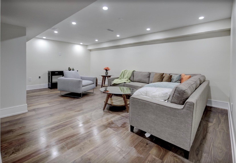 J&J Painting | 52 Margaret Ave S, Waterloo, ON N2J 2C9, Canada | Phone: (226) 600-6462