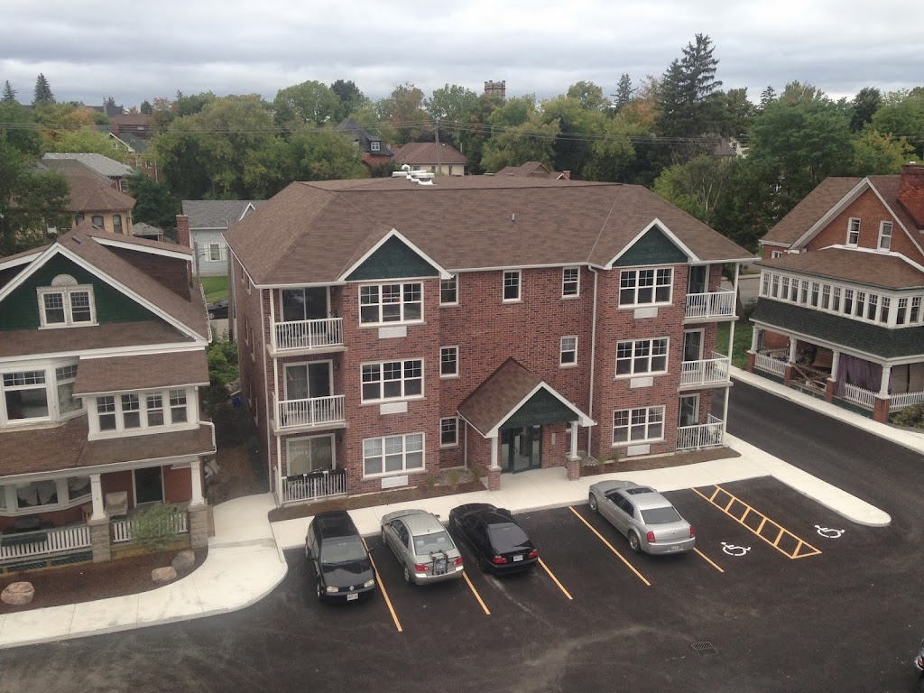 Ashburnham Realty | 116 Hunter St W, Peterborough, ON K9H 2K6, Canada | Phone: (705) 743-1168