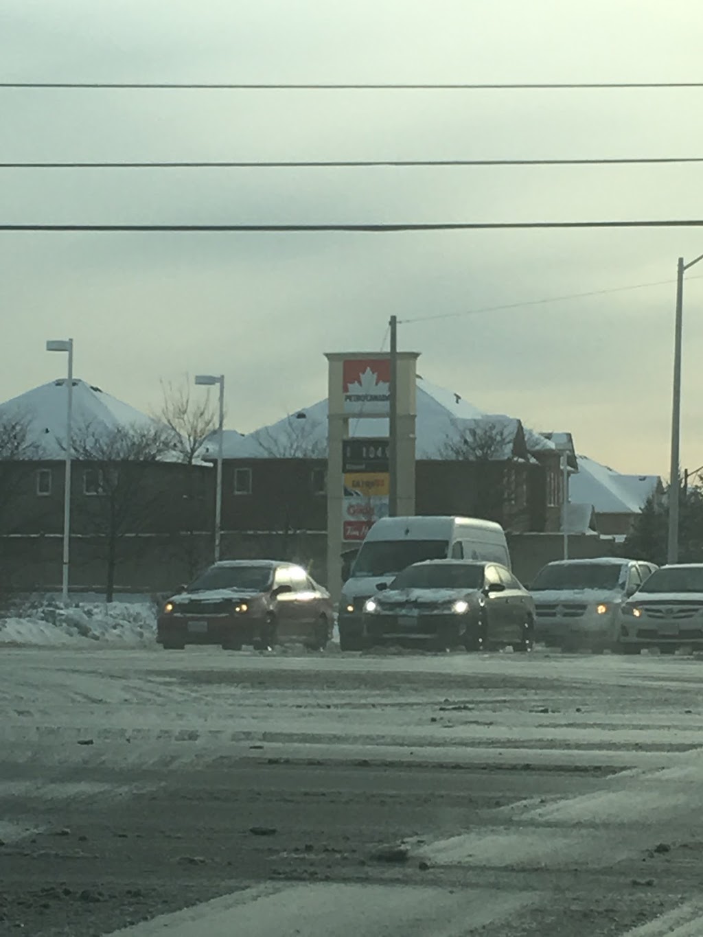 Petro-Canada & Car Wash | 450 Derry Rd W, Mississauga, ON L5W 1V5, Canada | Phone: (905) 564-0338