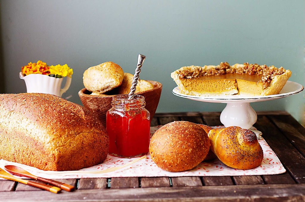 Cake & Loaf Bakery | 321 Dundurn St S, Hamilton, ON L8P 2M5, Canada | Phone: (289) 389-6581