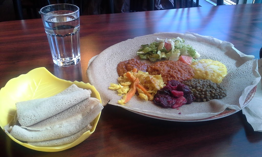 Gohe Ethiopian Restaurant | 595 Notre Dame Ave, Winnipeg, MB R3B 1S6, Canada | Phone: (204) 414-1529