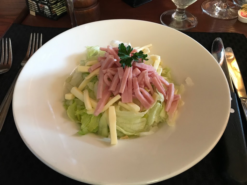 Restaurant La Chaumière Bifteck - Joliette | 25 Chemin du Golf East, Saint-Charles-Borromée, QC J6E 2B5, Canada | Phone: (450) 753-4124