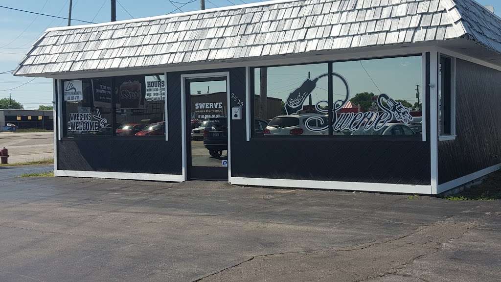 Swerve Barber & Beauty Studio | 2223 Lapeer Ave, Port Huron, MI 48060, USA | Phone: (810) 966-9122