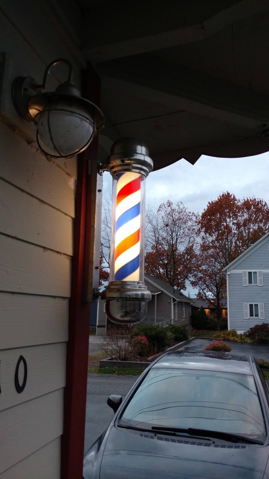 Sunnys Barbershop | 810 Virginia St, Bellingham, WA 98225, USA | Phone: (360) 733-9040