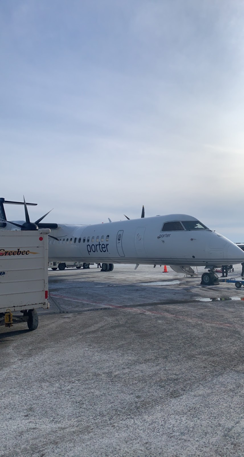 Porter Airlines | 975 boul. Roméo-Vachon N, Dorval, QC H4Y 1H2, Canada | Phone: (514) 420-0000