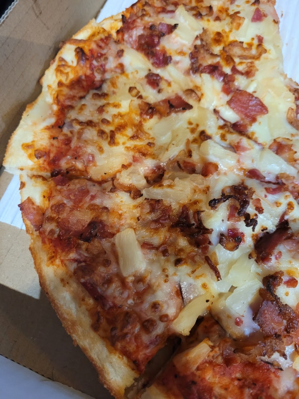Elk Valley Pizza Shoppe | 592 8 Ave, Fernie, BC V0B 1M0, Canada | Phone: (250) 423-0007