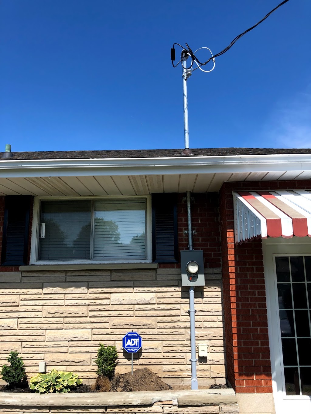 McGinty Electric | 362 Queensdale Ave E, Hamilton, ON L9A 1L7, Canada | Phone: (289) 237-1482