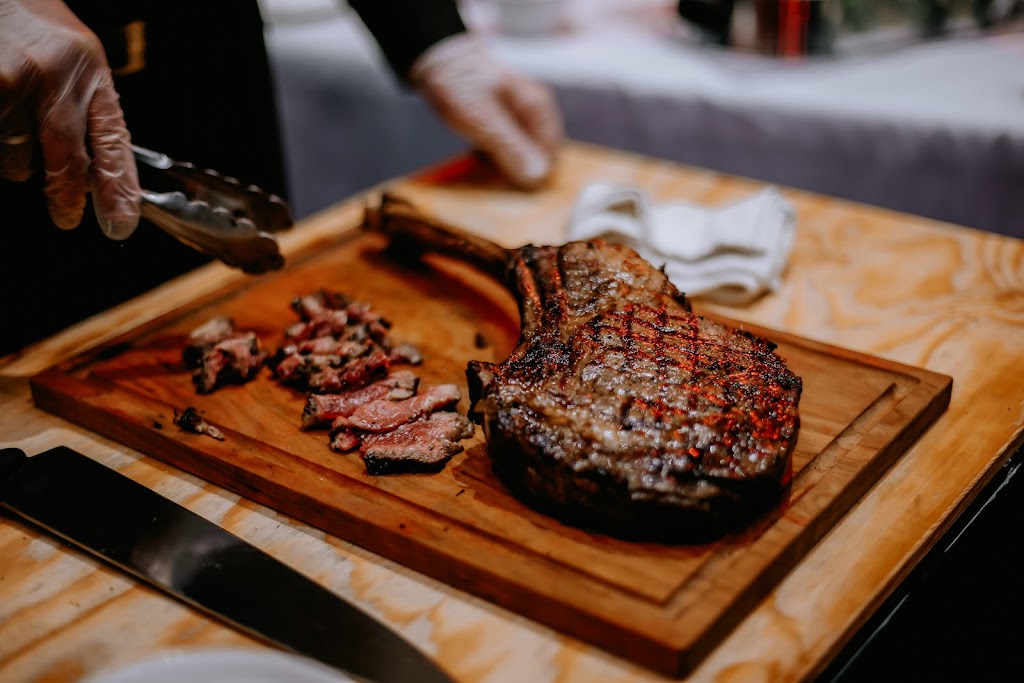 Tomahawk grill - Thetford | 755 9e Rue S, Thetford Mines, QC G6G 0G1, Canada | Phone: (418) 755-1335