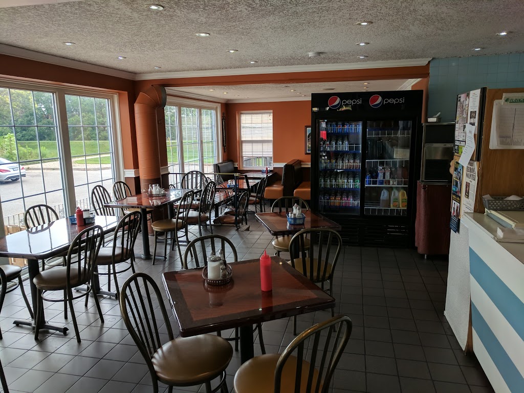 Barnacle Bills | 47 Grand Ave S, Cambridge, ON N1S 2L8, Canada | Phone: (519) 623-5000