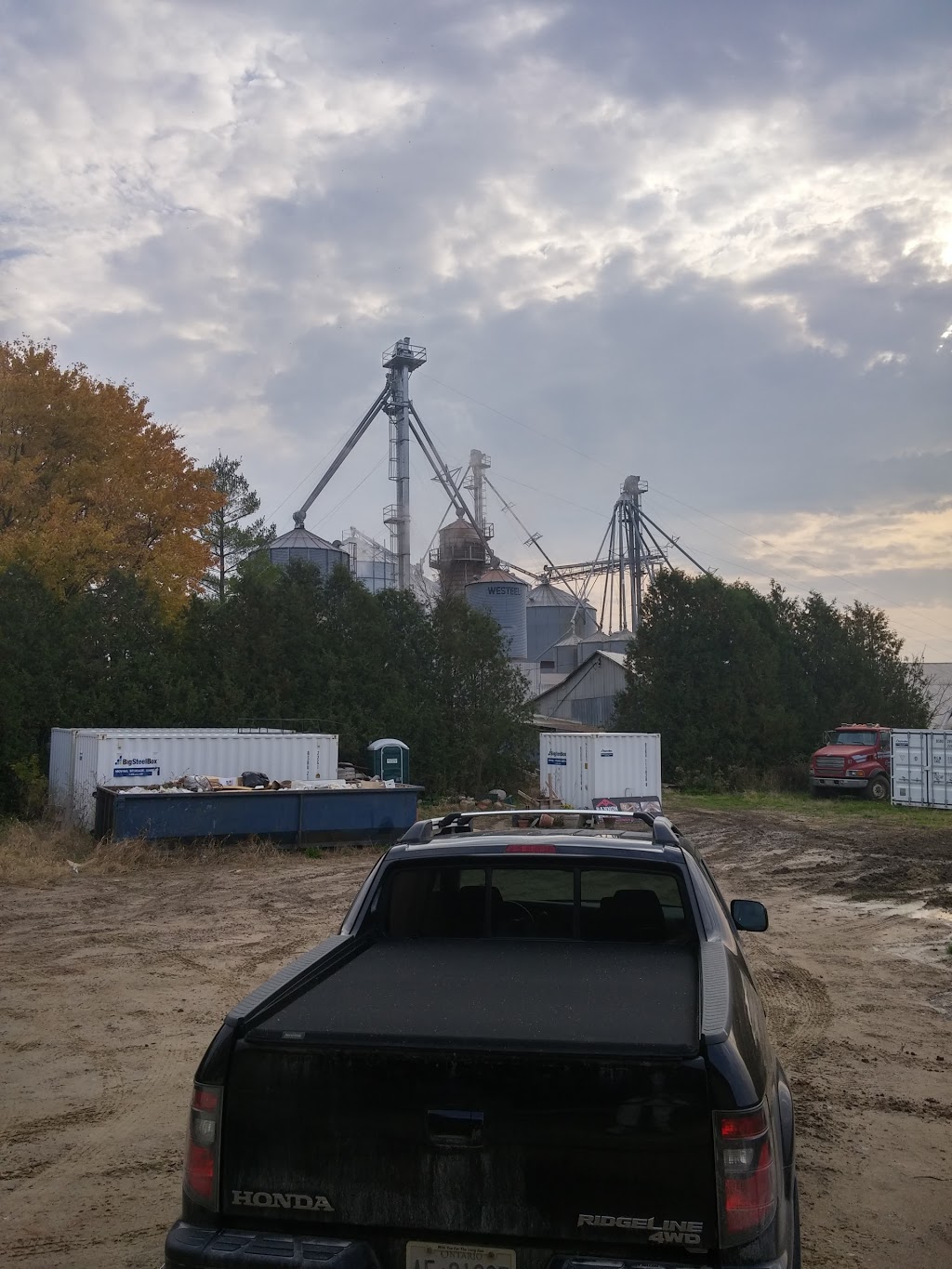 Smale Farms Ltd / SBS Agri Svc Inc | 4977 Gladstone Dr, Mossley, ON N0L 1V0, Canada | Phone: (519) 269-3096