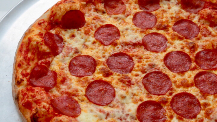 CiCis Pizza & Wings, Toronto | 1618 Queen St W, Toronto, ON M6R 1A8, Canada | Phone: (416) 533-3311