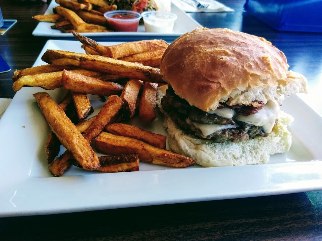 Parkers Pub & Eatery | 247 Welland St, Port Colborne, ON L3K 1V4, Canada | Phone: (289) 836-8618
