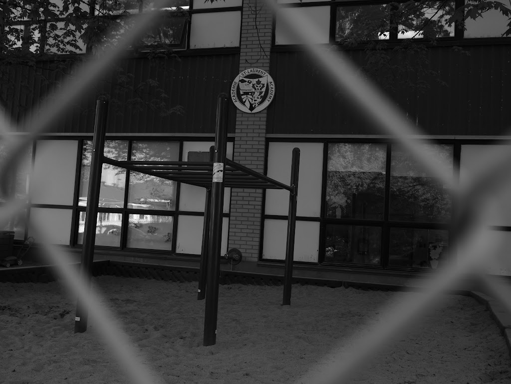 St-Laurent Academy - Ottawa Private School | 641 Sladen Ave, Ottawa, ON K1K 2S8, Canada | Phone: (613) 842-8047