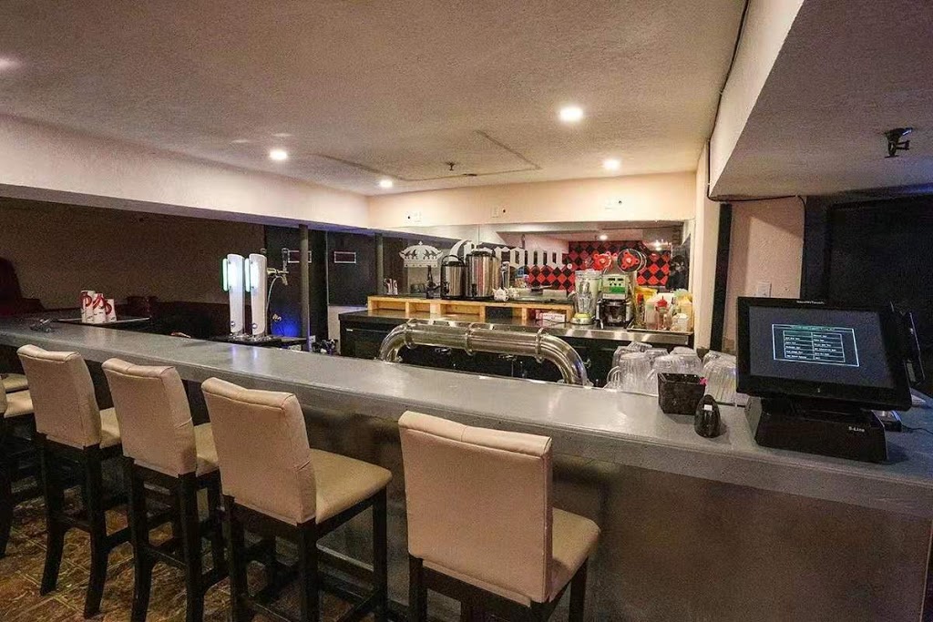 江湖吧 | Canada, Alberta, Calgary, CA AB Calgary 720 16 Ave NW basement邮政编码: T2M 0J8 | Phone: (403) 453-8666