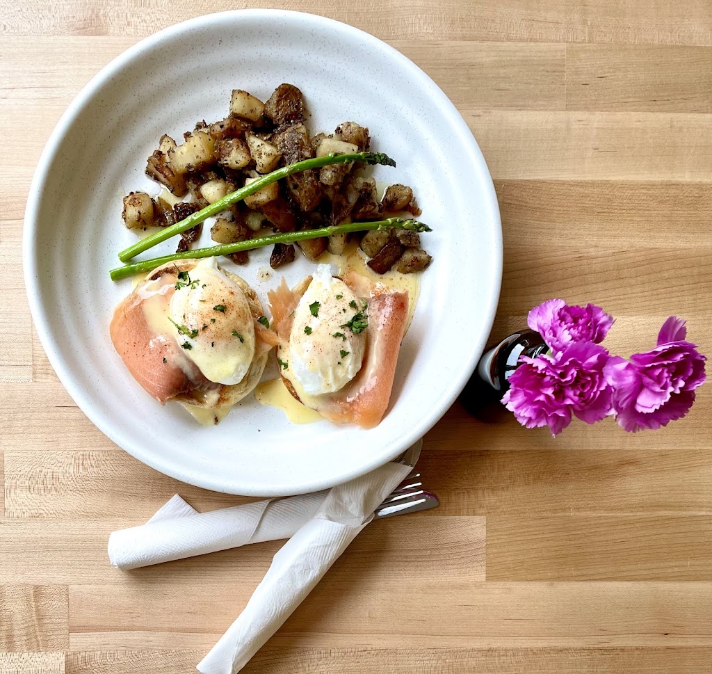 Longfellow Restaurant | 11668 Nova Scotia Trunk 1, Grand Pré, NS B0P 1M0, Canada | Phone: (902) 697-2163