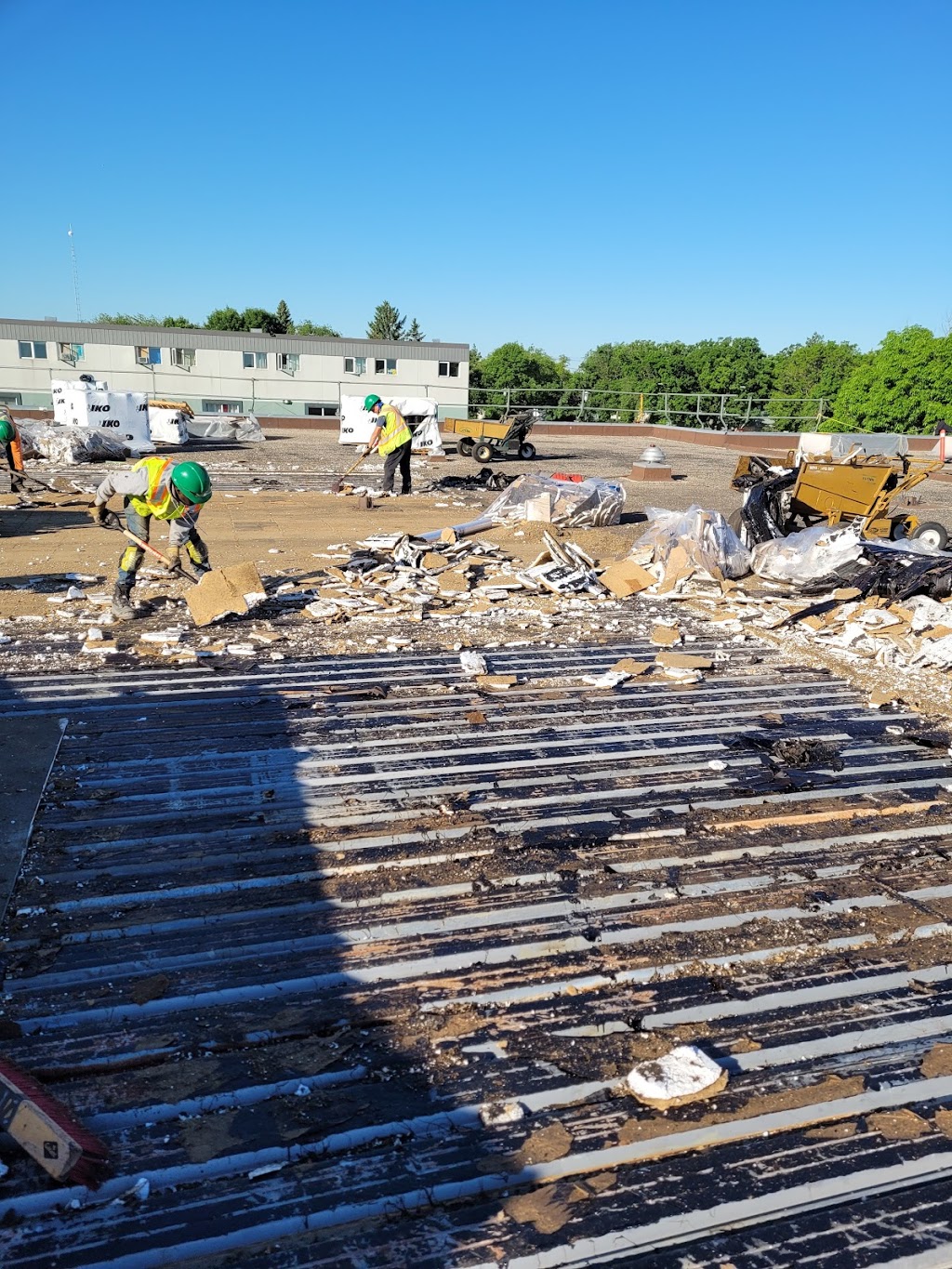 Gardon Construction Ltd. | 1011 Mission St, Winnipeg, MB R2J 0A4, Canada | Phone: (204) 667-9362