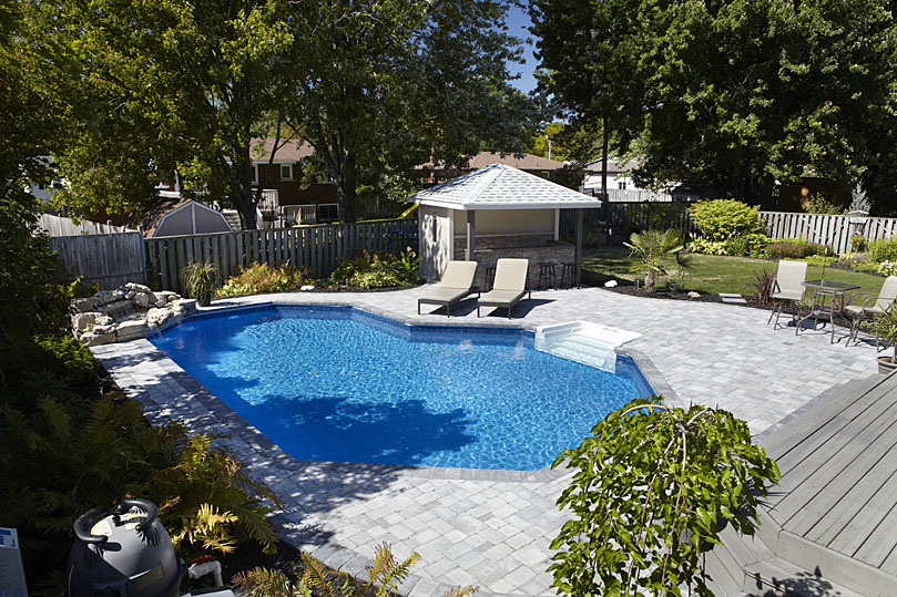 Pioneer Family Pools & Spas | 143 Lynden Rd, Brantford, ON N3R 8L7, Canada | Phone: (519) 770-4422
