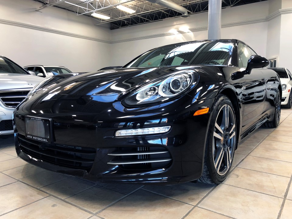 Apex Motorcars | 20 Hanlan Rd #5, Woodbridge, ON L4L 3P6, Canada | Phone: (905) 605-8900