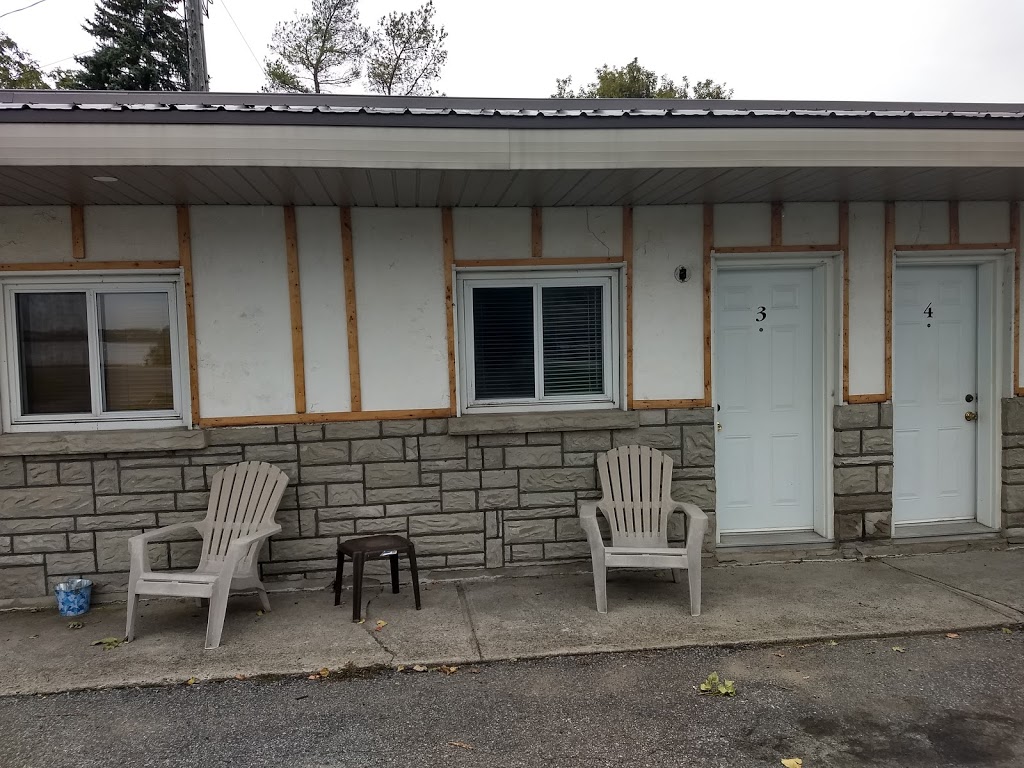 Bridgewaters Inn | 2702 County Rd 2, Johnstown, ON K0E 1T1, Canada | Phone: (613) 925-3076