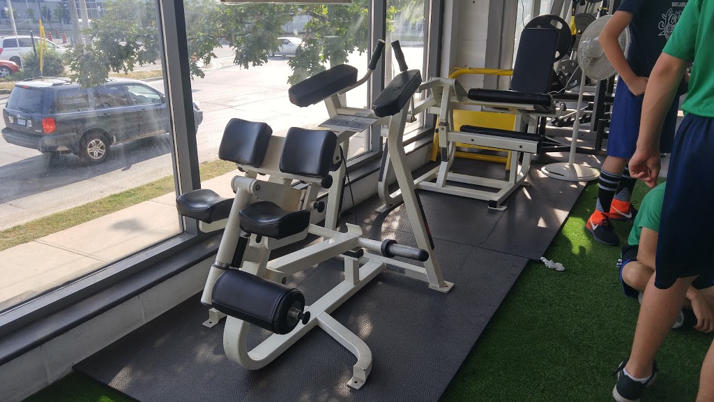 Core Strength & Conditioning Studios | 16-300 New Toronto St, Etobicoke, ON M8V 2E8, Canada | Phone: (416) 252-7874