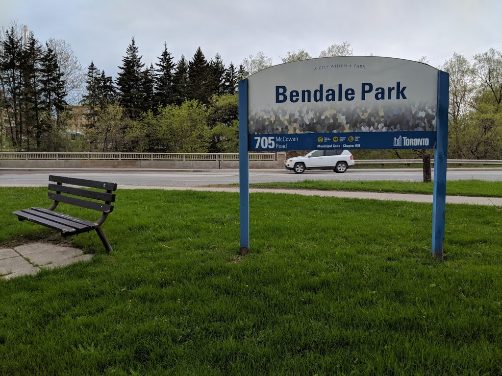 Bendale Park | 705 McCowan Rd, Scarborough, ON M1H, Canada | Phone: (416) 338-4386