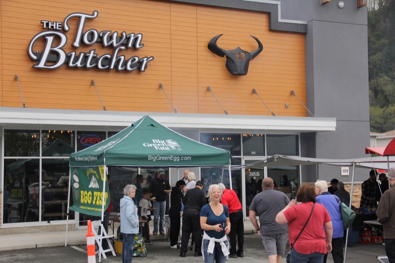 The Town Butcher | 5580 Vedder Rd #301, Chilliwack, BC V2R 5P4, Canada | Phone: (604) 701-6328
