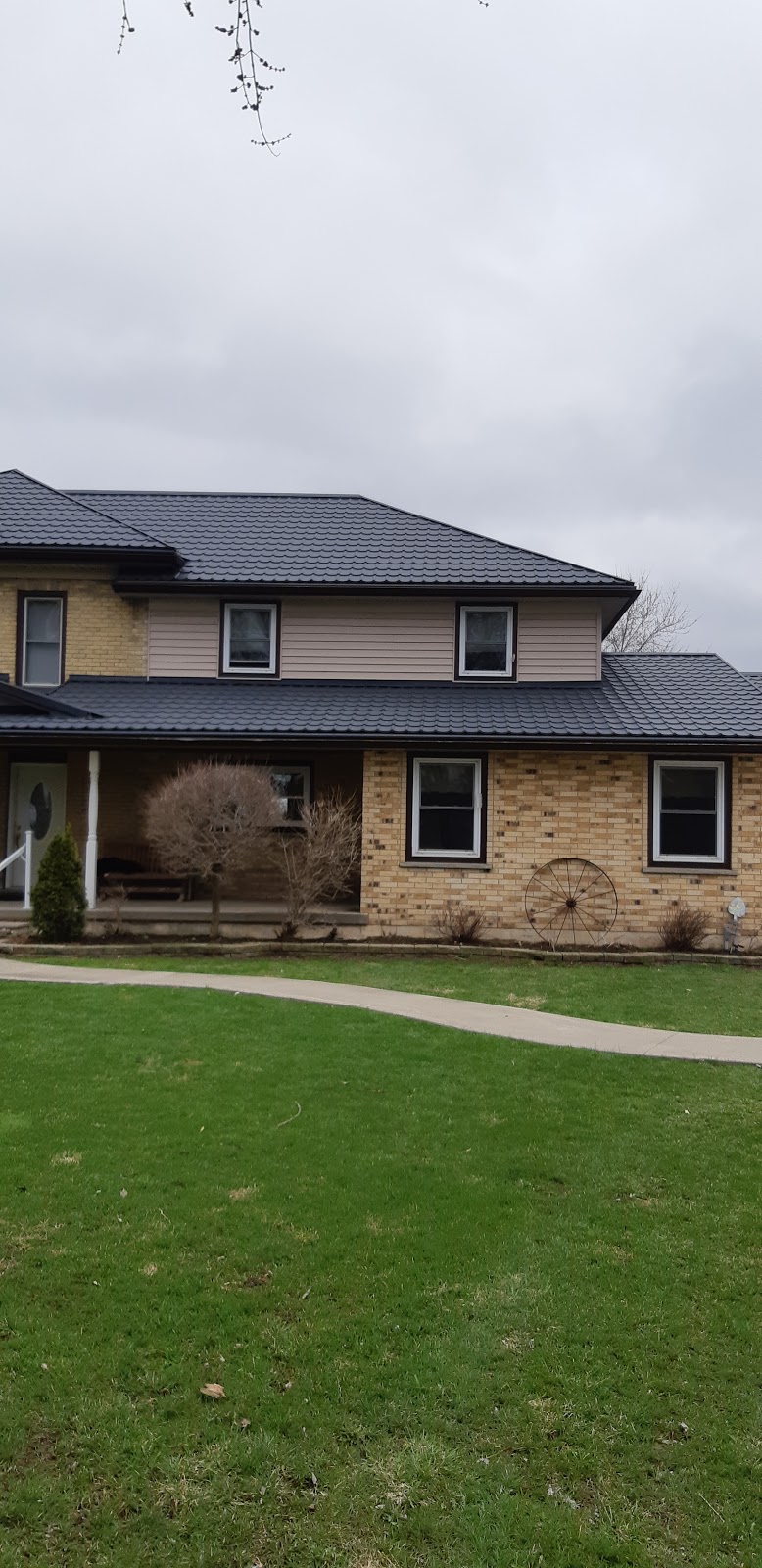 Adams Roofing | 4060 42 Line, Sebringville, ON N0K 1X0, Canada | Phone: (705) 923-3727