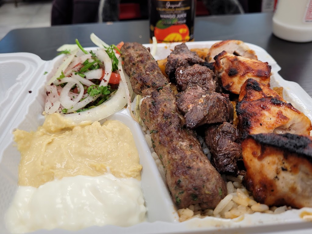 Grillades Farhat Cote Vertu | 757 Boulevard Cote Vertu Ouest, Saint-Laurent, QC H4L 1Y6, Canada | Phone: (514) 744-3939