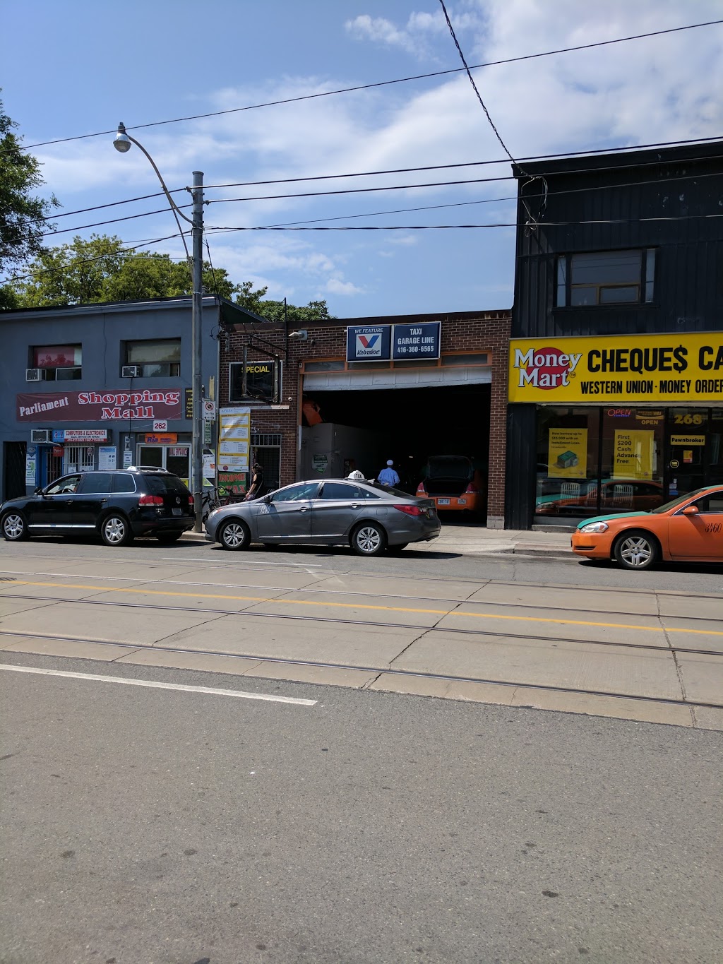 Taxi Garage Line | Parliament St, Toronto, ON M5A 3A4, Canada | Phone: (416) 360-6565