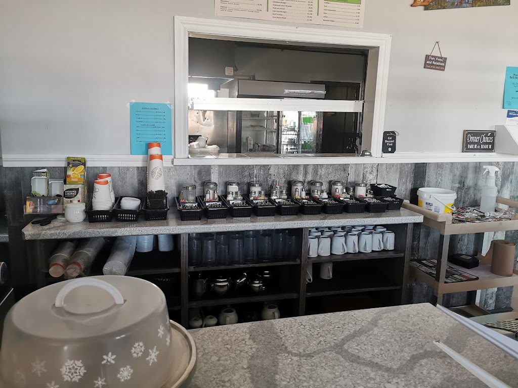 Pine Star Restaurant | 27523 ON-62 S, Bancroft, ON K0L 1C0, Canada | Phone: (613) 332-8210